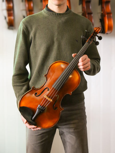 Torelli Viola Outfit